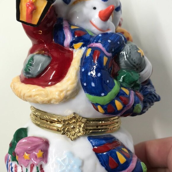 Vintage Christmas Holiday Hinged Trinket box for presents or decoration - Picture 8 of 11